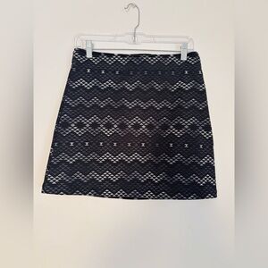 Athleta Women's Black White Geometric Fleece Lined A-Line Short Skirt S
